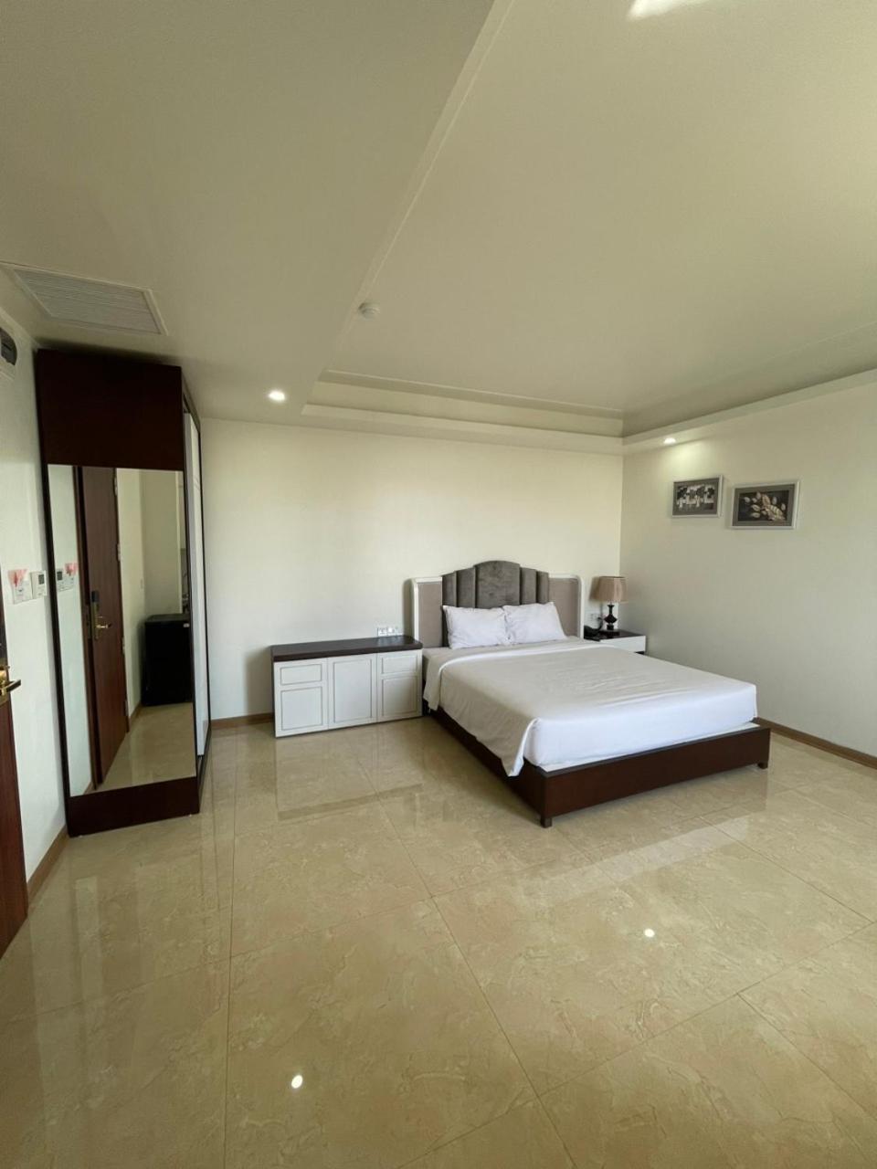 Lotus Hotel & Apartment Hải Phòng Extérieur photo