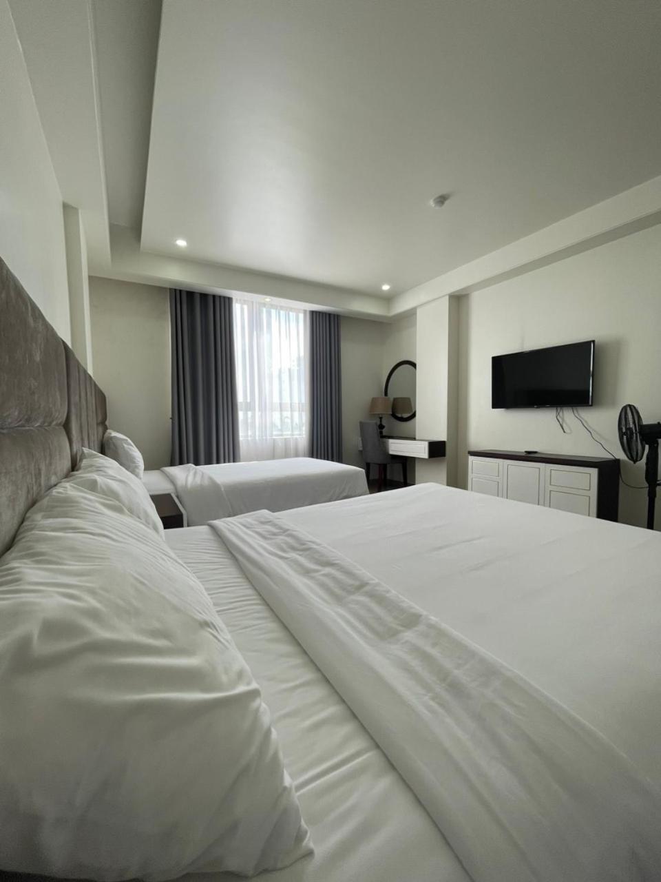 Lotus Hotel & Apartment Hải Phòng Extérieur photo